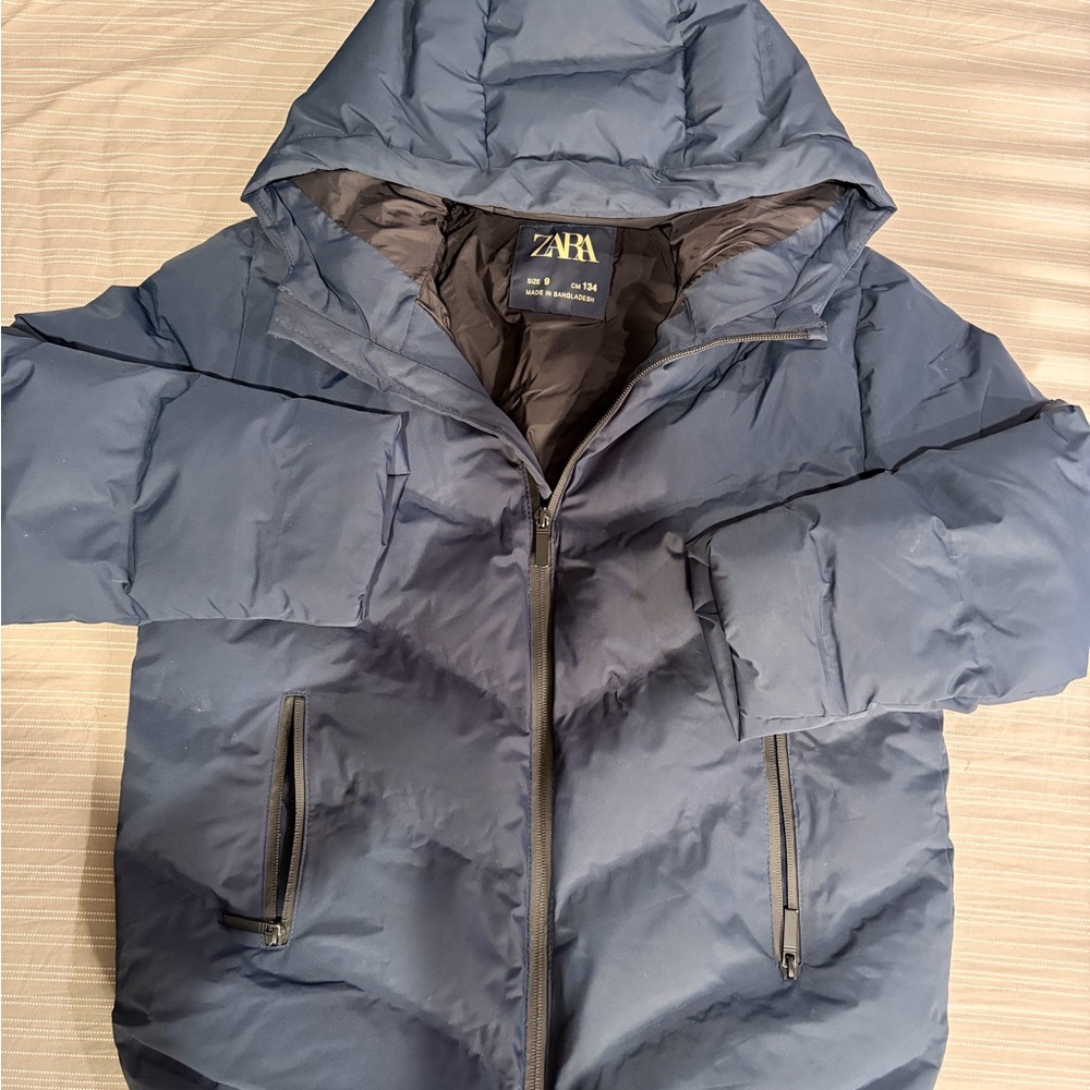 Zara boy’s Navy Puffer Coat